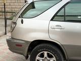 Lexus RX 300 2001 годаүшін5 000 000 тг. в Актау – фото 5