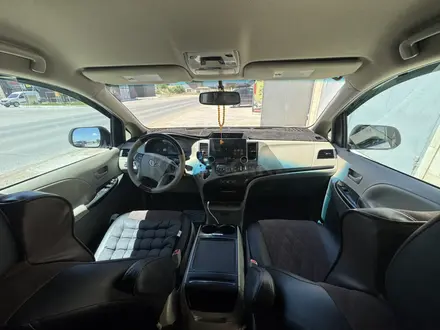 Toyota Sienna 2013 года за 12 000 000 тг. в Актау – фото 8