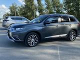 Mitsubishi Outlander 2018 годаfor10 500 000 тг. в Костанай – фото 2