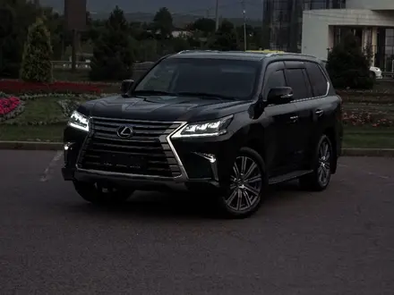 Lexus LX 450 2017 года за 41 770 000 тг. в Алматы