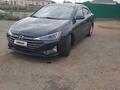 Hyundai Elantra 2019 года за 5 800 000 тг. в Актобе – фото 2