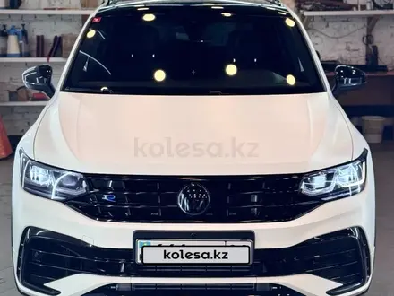Volkswagen Tiguan 2021 года за 21 500 000 тг. в Алматы