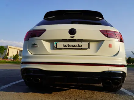 Volkswagen Tiguan 2021 года за 18 000 000 тг. в Алматы – фото 3