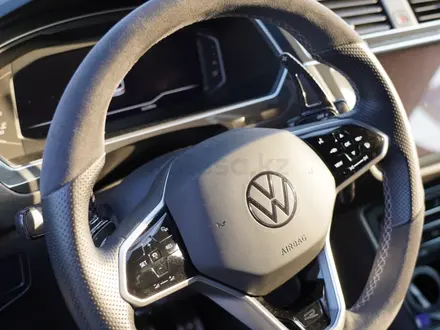 Volkswagen Tiguan 2021 года за 18 000 000 тг. в Алматы – фото 18