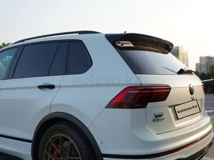 Volkswagen Tiguan 2021 года за 18 000 000 тг. в Алматы – фото 10