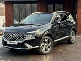 Hyundai Santa Fe 2021 года за 16 990 000 тг. в Алматы