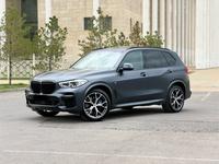 BMW X5 2022 года за 52 500 000 тг. в Астана