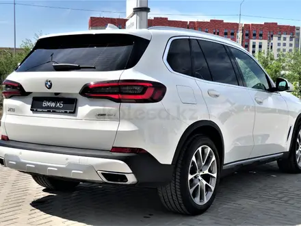 BMW X5 2020 года за 44 000 000 тг. в Атырау – фото 3