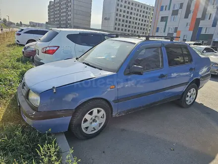 Volkswagen Vento 1994 года за 900 000 тг. в Алматы – фото 2