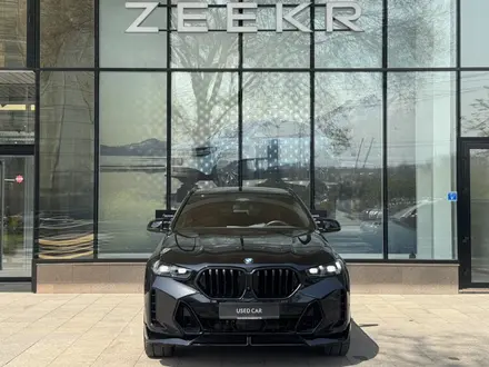 BMW X6 2023 года за 53 990 000 тг. в Алматы