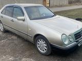 Mercedes-Benz E 230 1996 года за 1 500 000 тг. в Павлодар – фото 3