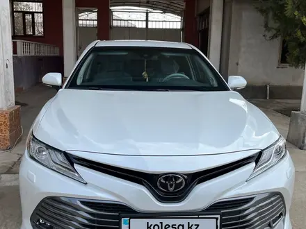 Toyota Camry 2020 года за 20 200 000 тг. в Туркестан – фото 13