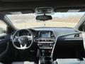 Hyundai Sonata 2018 годаүшін10 800 000 тг. в Усть-Каменогорск – фото 6