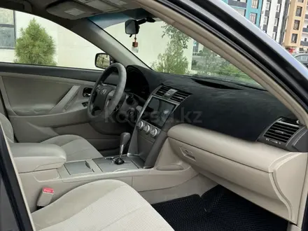 Toyota Camry 2010 года за 6 500 000 тг. в Актау – фото 9