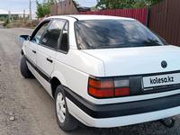 Volkswagen Passat 1993 годаfor1 300 000 тг. в Караганда