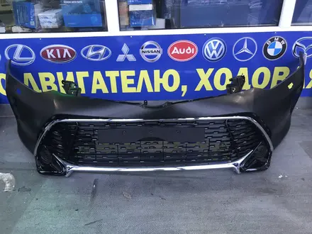 Решетка радиатора на Toyota Camry 55 за 70 000 тг. в Алматы