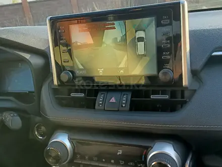 Toyota RAV4 2020 года за 14 000 000 тг. в Актобе – фото 7