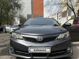 Toyota Camry 2014 года за 8 000 000 тг. в Алматы – фото 2