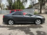 Toyota Camry 2014 года за 8 000 000 тг. в Алматы