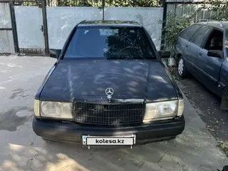 Mercedes-Benz 190