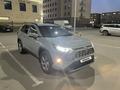 Toyota RAV4 2019 годаfor13 600 000 тг. в Актау – фото 14