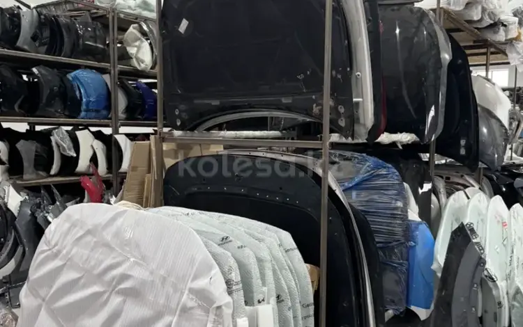 Капот за 100 000 тг. в Семей