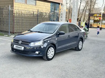 Volkswagen Polo 2013 года за 3 700 000 тг. в Турара Рыскулова – фото 2