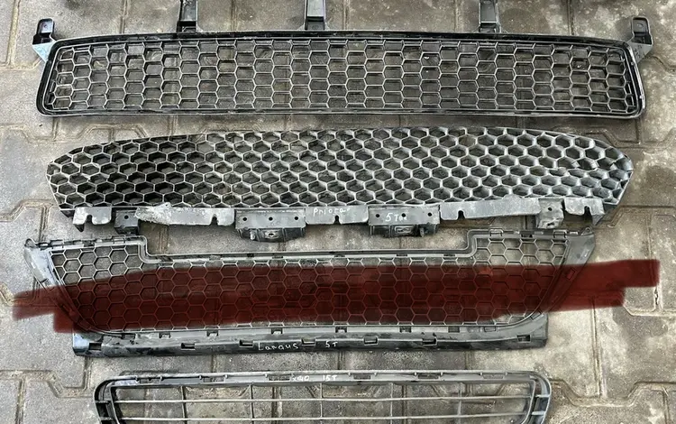Решетка в бампер за 1 000 тг. в Алматы