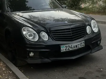Бампер на Мерседес 211 Mercedes Benz 6.3 amg за 50 000 тг. в Астана – фото 3