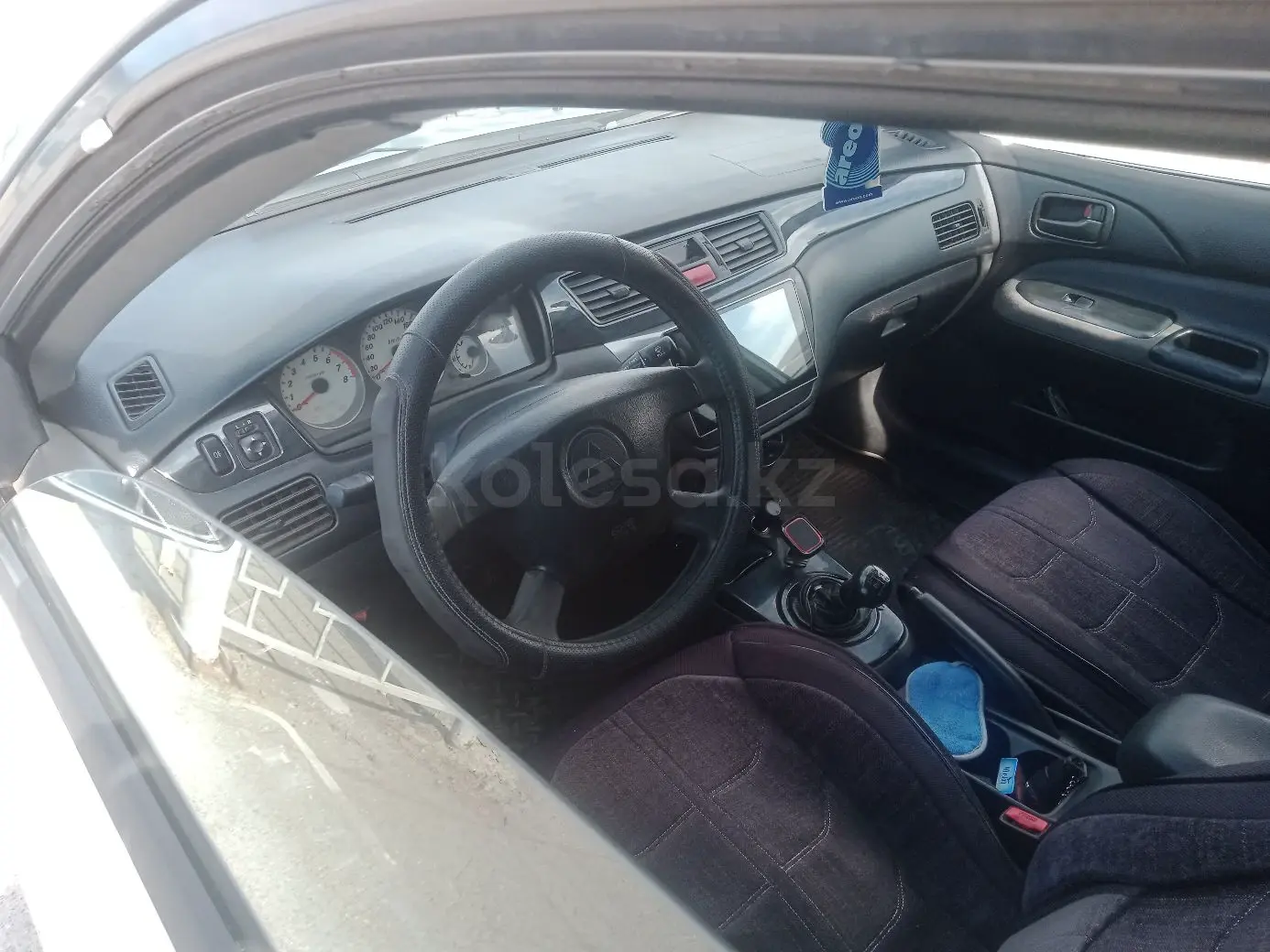 Mitsubishi Lancer, 2004