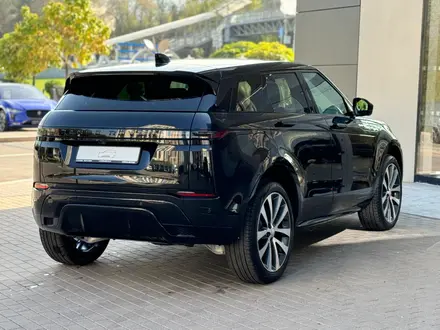 Land Rover Range Rover Evoque 2024 года за 51 927 000 тг. в Алматы – фото 7