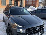 Hyundai Santa Fe 2022 года за 14 800 000 тг. в Уральск