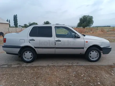 Volkswagen Vento 1994 года за 680 000 тг. в Аса – фото 9