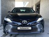 Toyota Camry 2019 года за 15 500 000 тг. в Шымкент