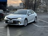 Toyota Camry 2019 годаүшін14 700 000 тг. в Алматы