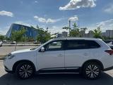 Mitsubishi Outlander 2015 года за 10 500 000 тг. в Астана – фото 4