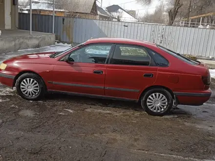 Toyota Carina E 1997 года за 1 700 000 тг. в Байсерке – фото 2