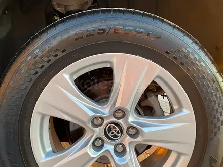 Toyota RAV4 2023 года за 17 500 000 тг. в Актау – фото 25