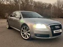 Audi A8, 2003