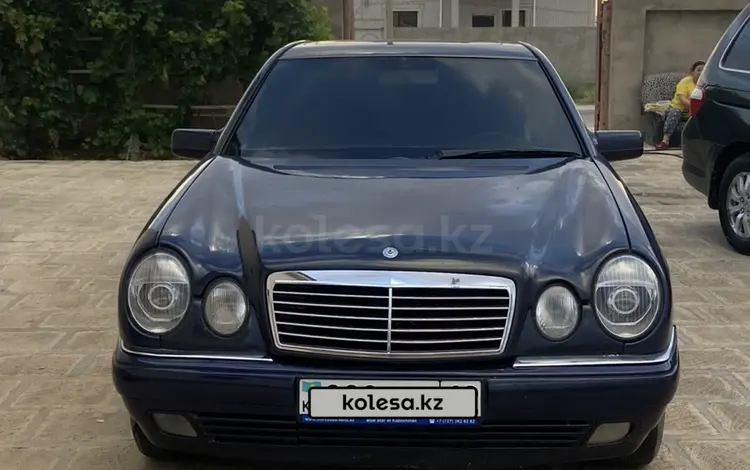 Mercedes-Benz E 320 1999 года за 4 500 000 тг. в Жанаозен