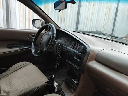 Mazda 323 1996 года за 600 000 тг. в Алматы – фото 6