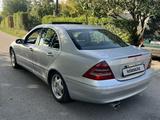 Mercedes-Benz C 240 2002 года за 3 000 000 тг. в Алматы – фото 3