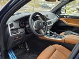 BMW X5 2022 года за 47 800 000 тг. в Астана – фото 5