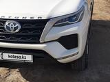 Toyota Fortuner 2022 года за 23 000 000 тг. в Жезказган – фото 2