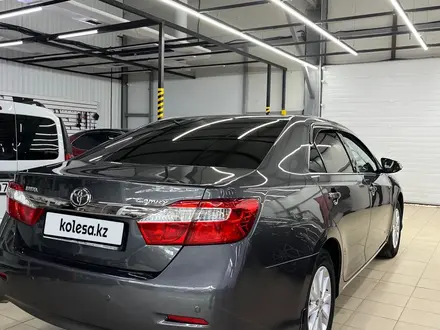 Toyota Camry 2014 года за 8 800 000 тг. в Уральск – фото 3