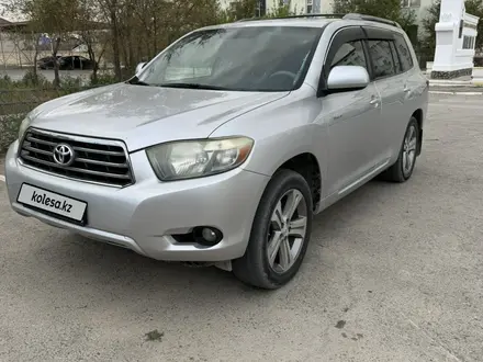 Toyota Highlander 2009 года за 10 000 000 тг. в Жанаозен