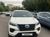 Toyota Fortuner 2022 годаүшін18 500 000 тг. в Караганда – фото 3