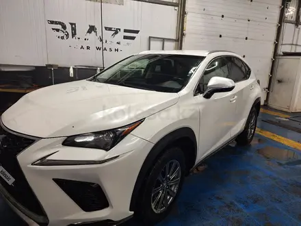 Lexus NX 200 2017 года за 15 000 000 тг. в Астана