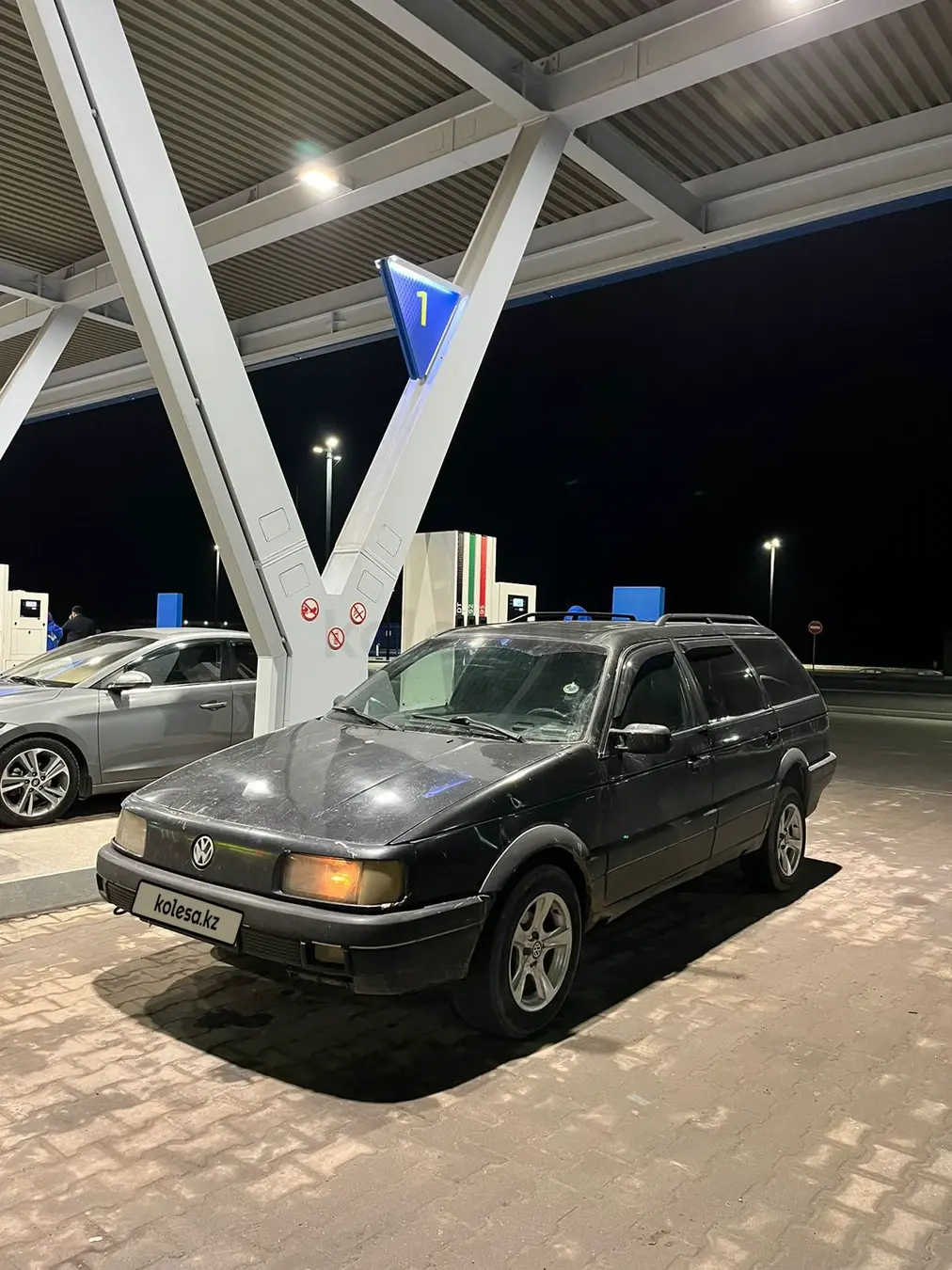 Volkswagen Passat, 1990