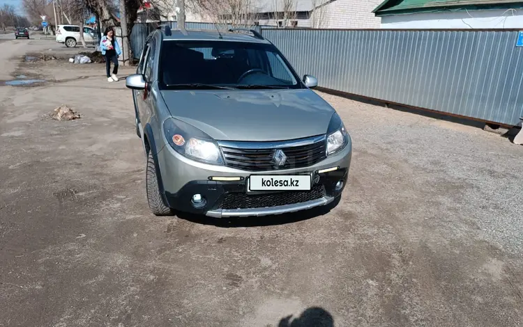 Renault Sandero 2014 годаүшін4 000 000 тг. в Актобе